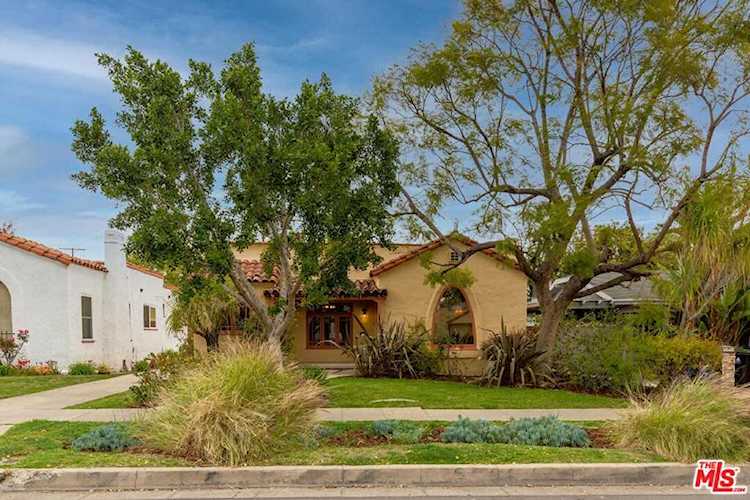 3365 Larga Avenue Los Angeles, CA 90039