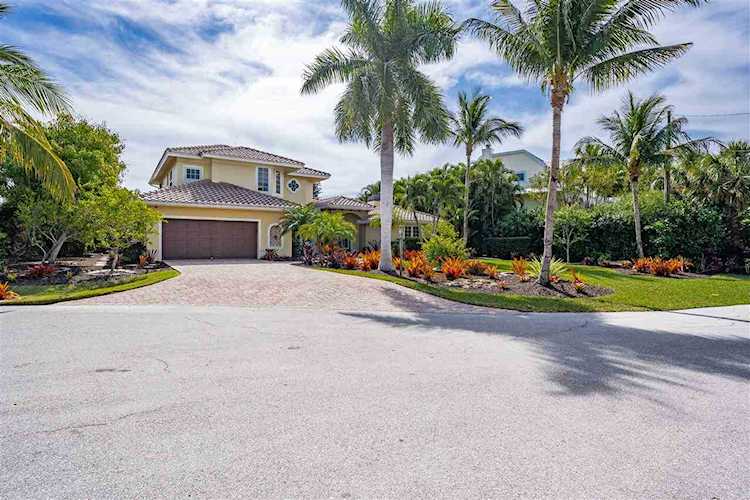 1146 Golden Olive Ct Sanibel, FL 33957