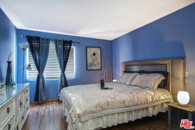5460 White Oak Avenue #C114 Encino, CA 91316