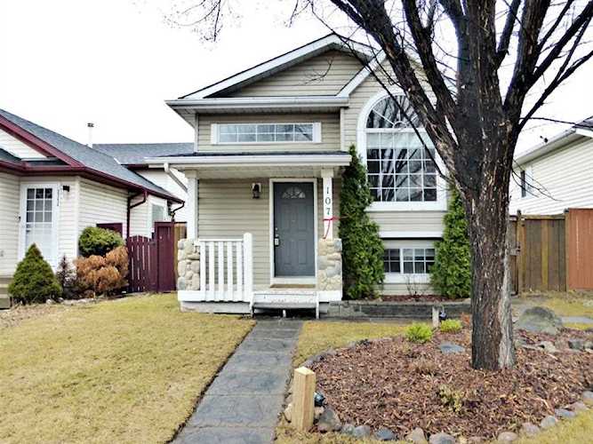 107 Mt Allan Circle SE Calgary, AB T2Z 2S4
