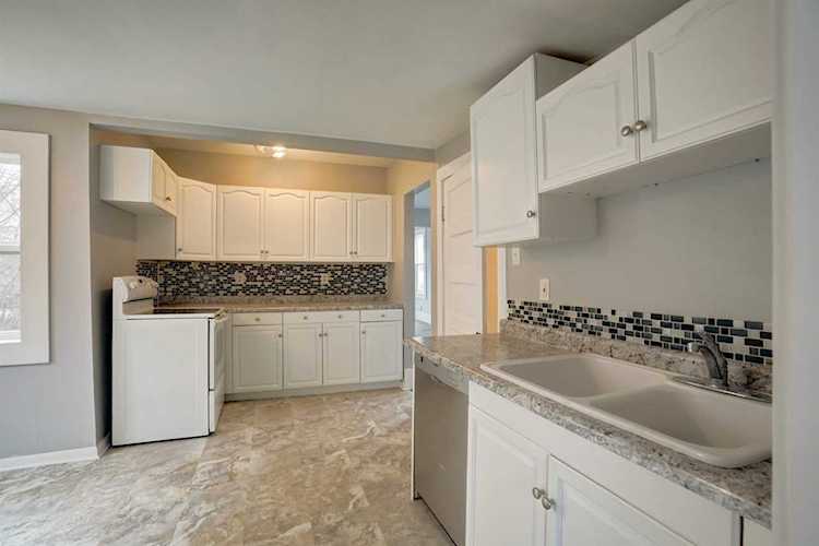 1016 E South St Stoughton, WI 53589