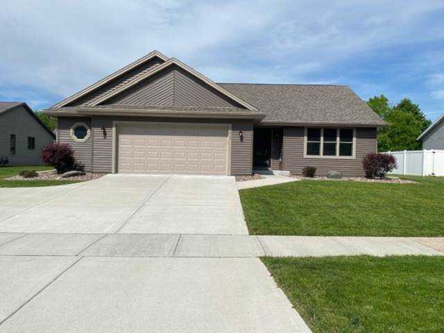 1815 N Pontiac Dr Janesville, WI 53545