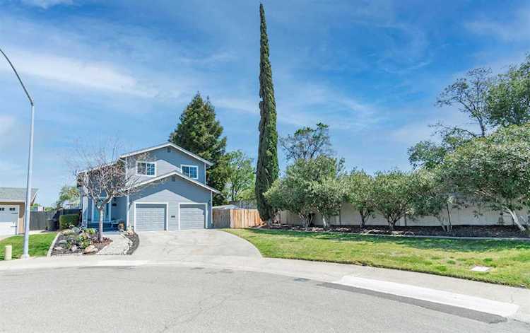 1017 Linier Court Roseville, CA 95678