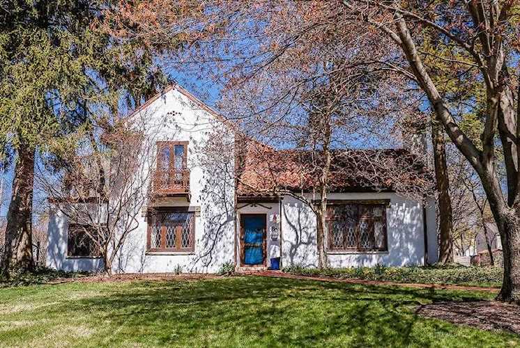 80 W Cooke Road Columbus, OH 43214