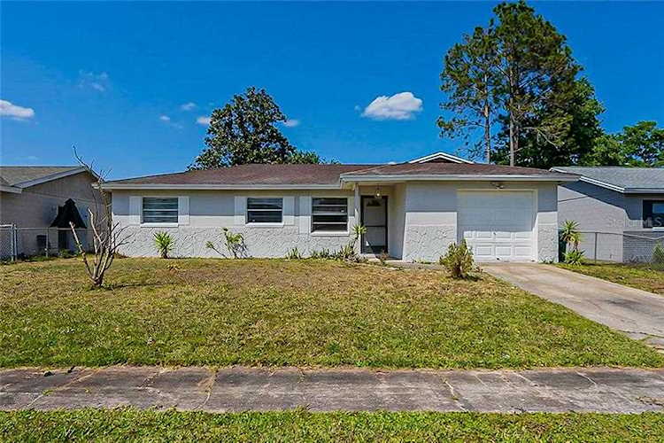 637 David St Winter Springs, FL 32708
