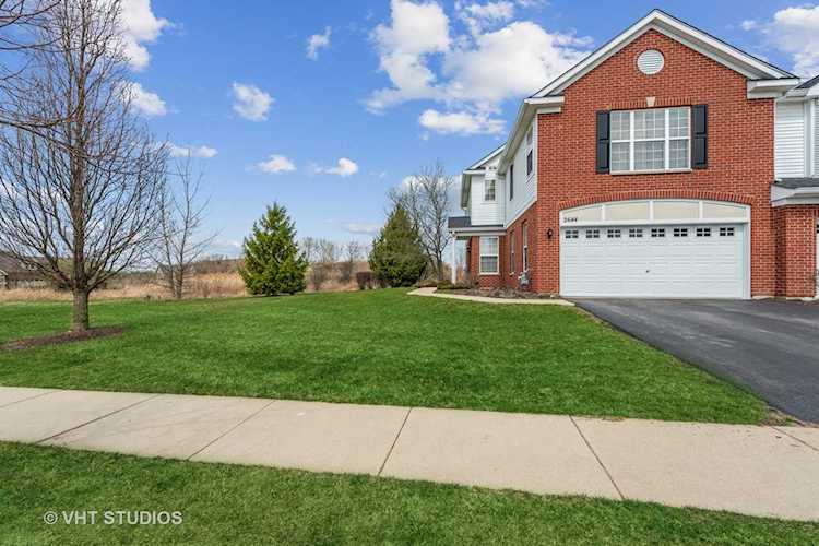 2644 Williamsburg Dr Algonquin, IL 60102 | MLS 11047351 Photo 1