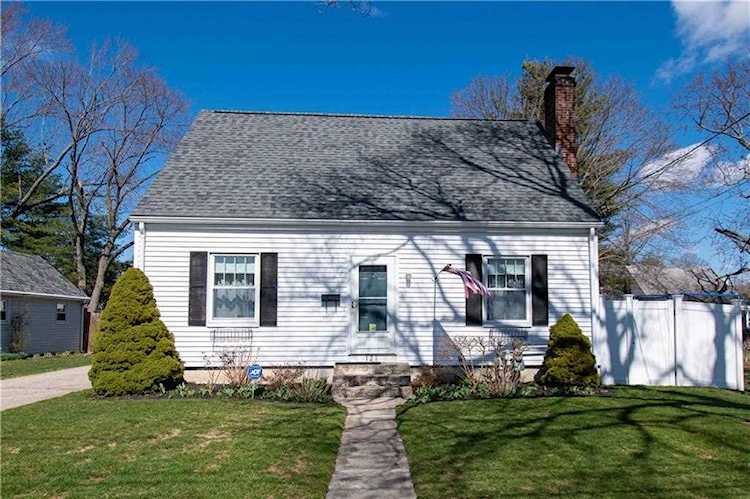 121 Myrtle Ave Warwick, RI 02886