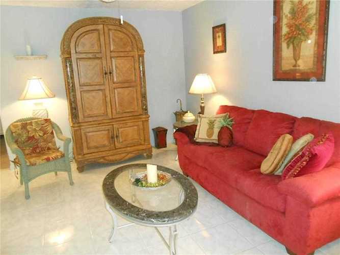 2050 NE 39th St #313S Lighthouse Point, FL 33064