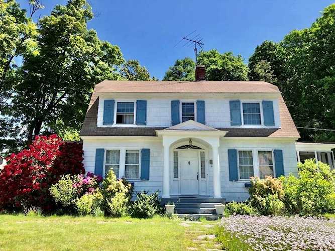 7 Chase Ter Shrewsbury, MA 01545