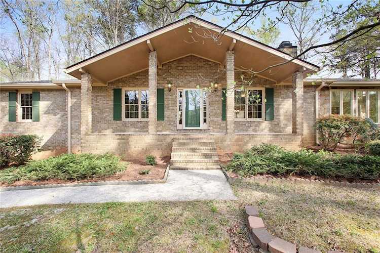 410 Hastings Way Jonesboro, GA 30238 | MLS 6865817 Photo 1