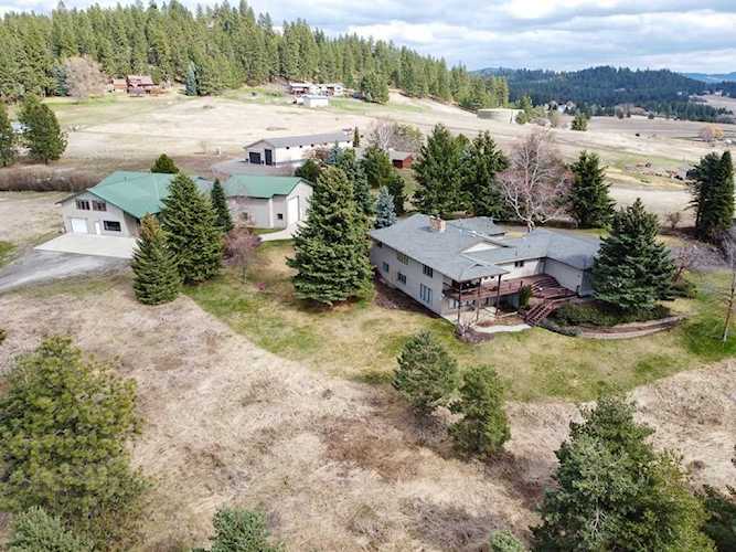 16112 N Greenbluff Rd Colbert, WA 99005