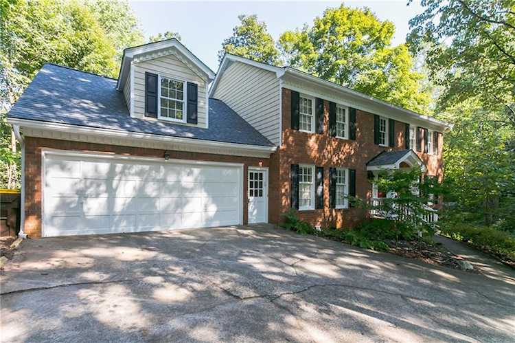 325 Balboa Ct Sandy Springs, GA 30342