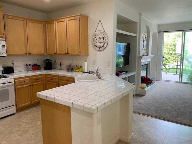 593 Darlington Way Lincoln, CA 95648
