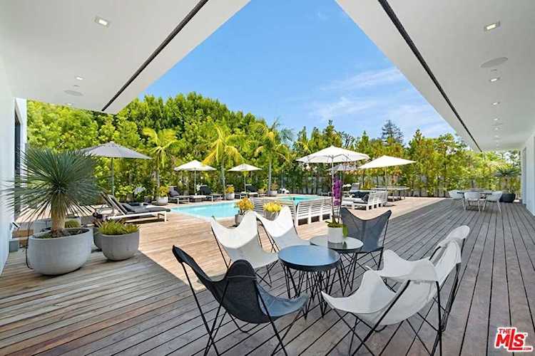 9570 Sunset Boulevard Beverly Hills, CA 90210