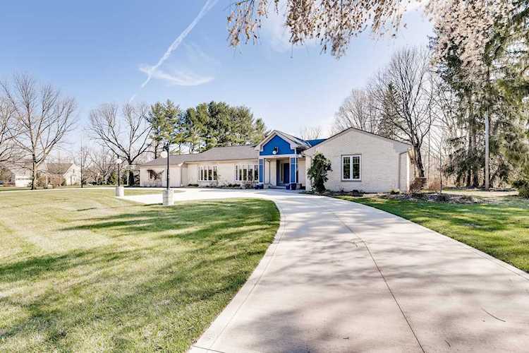 6595 Plesenton Drive Worthington, OH 43085