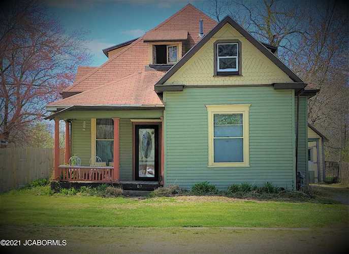 203 N Main St Auxvasse, MO 65231