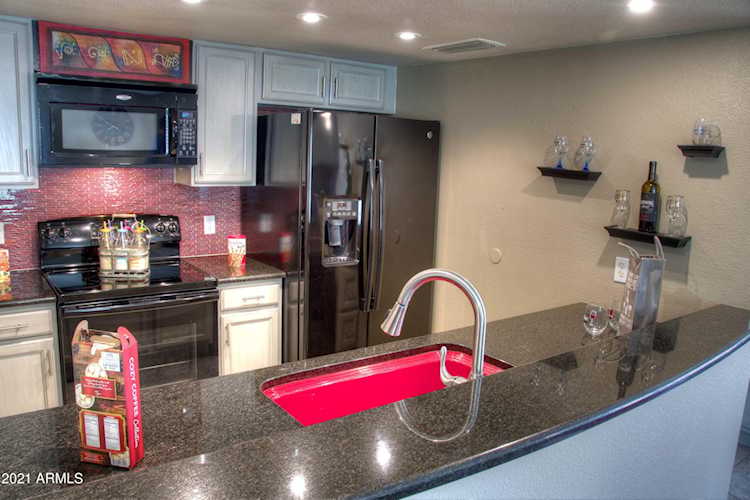 18741 N 92nd Drive Peoria, AZ 85382 | MLS 6219171 Photo 1