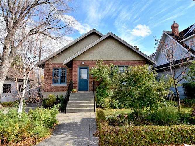 1428 2 St NW Calgary, AB T2M 2W1