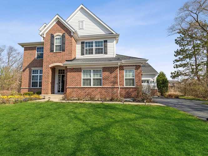 7282 Asbury Ct Long Grove, IL 60060