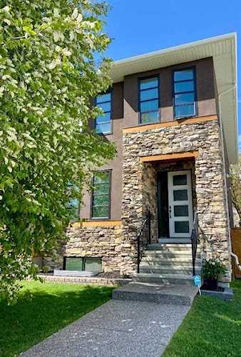 622 20 Ave NW Calgary, AB T2M 1C8