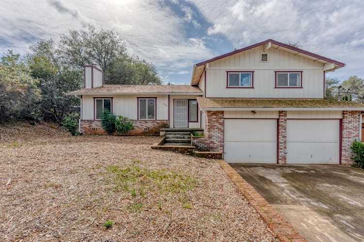 3916 Los Santos Drive Cameron Park, CA 95682