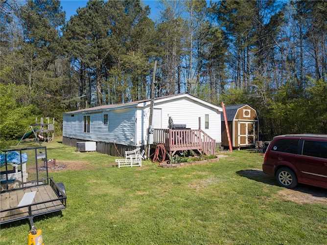 5515 Crow Dr Cumming, GA 30041