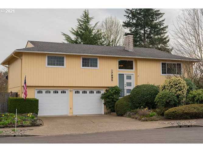 17895 SW Sioux Ct Tualatin, OR 97062