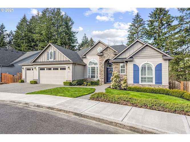 151 W 16th St La Center, WA 98629