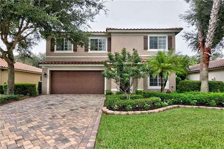 4605 55th St Vero Beach, FL 32967