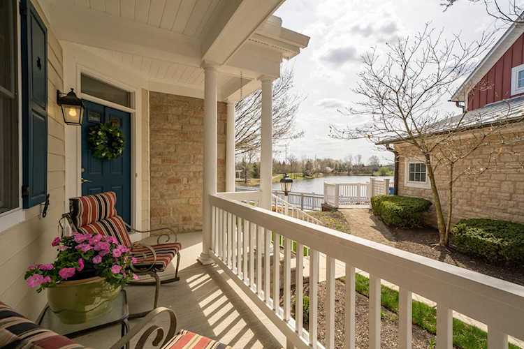 6006 Kenzie Lane Dublin, OH 43017