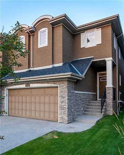 113 Cranleigh Place SE Calgary, AB T3M 0N5