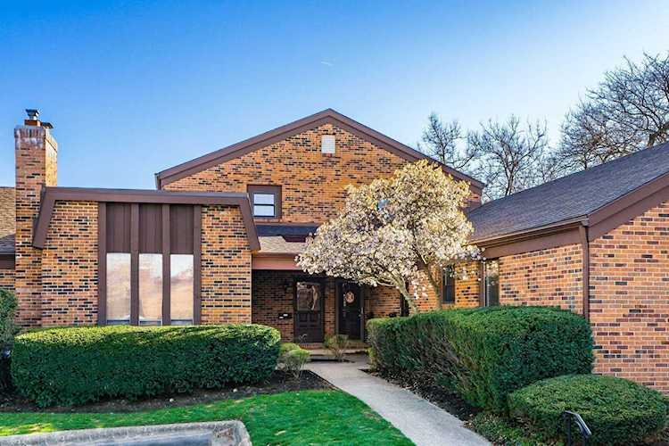 4275 Chaucer Lane Columbus, OH 43220