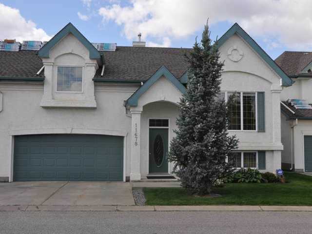 11678 15 Avenue Edmonton, AB T6J 7E1