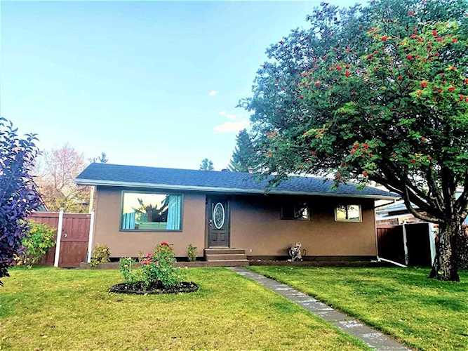 209 Allan Crescent SE Calgary, AB T2J 0T3