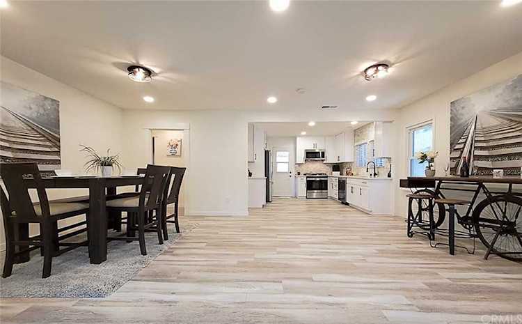 4133 E 10th Street Long Beach, CA 90804