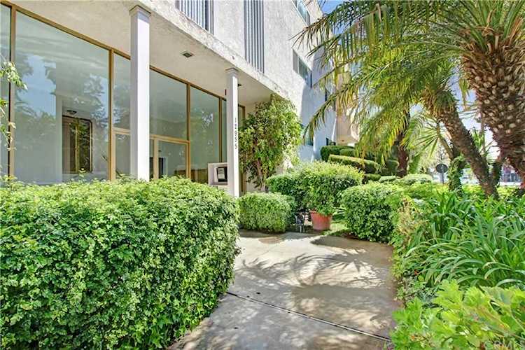 12955 Riverside Drive #306 Sherman Oaks, CA 91423
