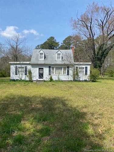 7745 Tidemill Rd Hayes, VA 23072