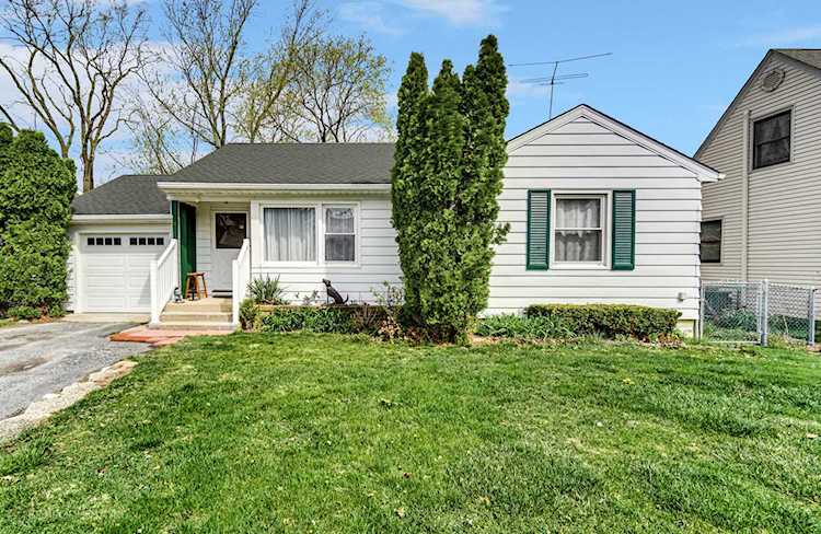 11108 Parker St Mokena, IL 60448