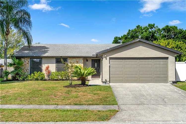 602 Timber Bay CIRCLE E Oldsmar, FL 34677