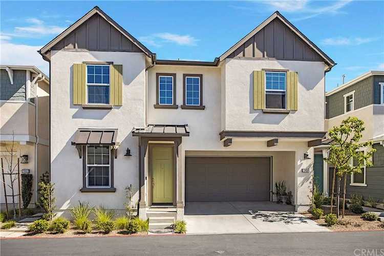 MLS #PW21038583 - 2990 Lumiere Drive Costa Mesa, CA 92626 - $1,035,000 Photo 1