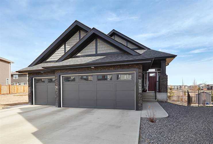 21908 86 Avenue Edmonton, AB T5T 7C9