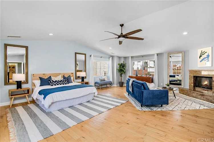 1044 7th Street Hermosa Beach, CA 90254