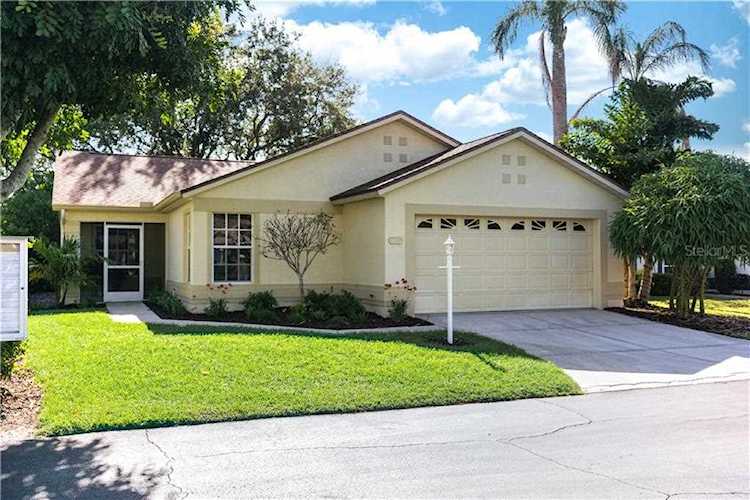 4368 Edinbridge CIRCLE #13 Sarasota, FL 34235