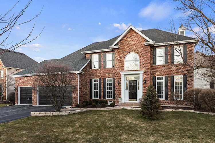 1N529 Seminole Ln Winfield, IL 60190