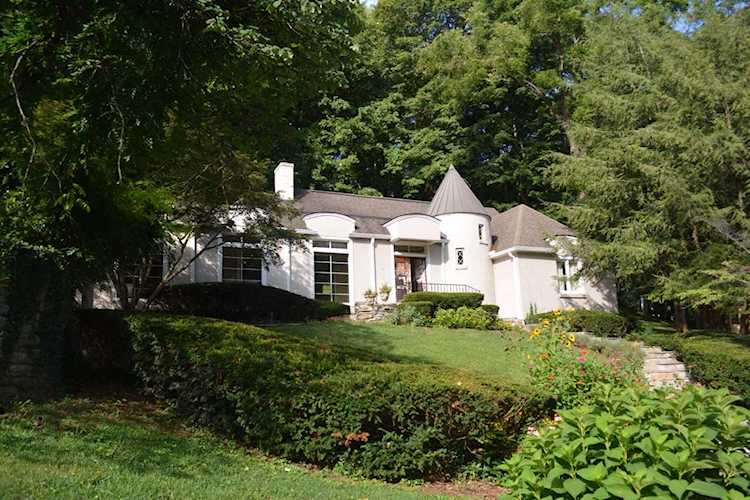 5133 Stanford Dr Nashville, TN 37215