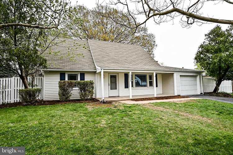 13228 Pleasantview Ln Fairfax, VA 22033 | MLS ® VAFX1185368 Photo 1