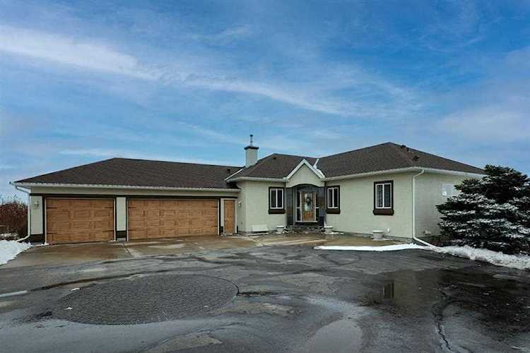 39 Bearspaw Pointe Place Rural Rocky View County, AB T3L 2P5