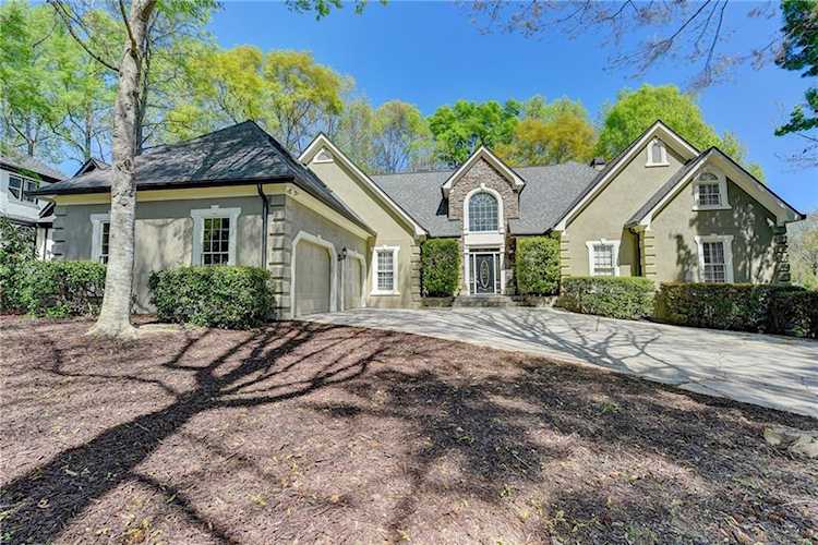 6075 Polo Dr Cumming, GA 30040