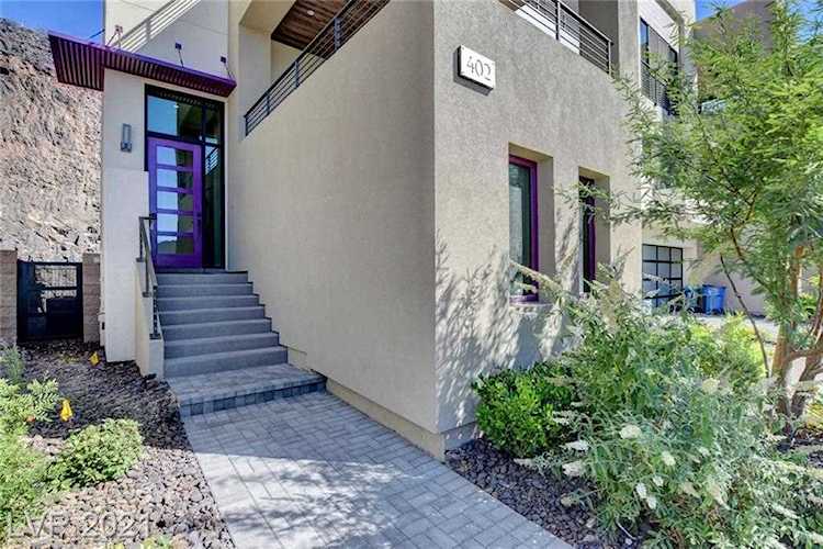 402 Tranquil Peak Ct Henderson, NV 89012