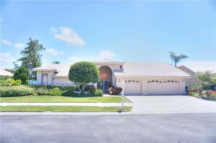 4181 Via Mirada Sarasota, FL 34238